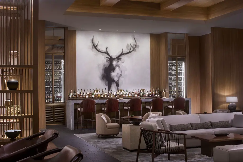 Flying Stag - bar.webp