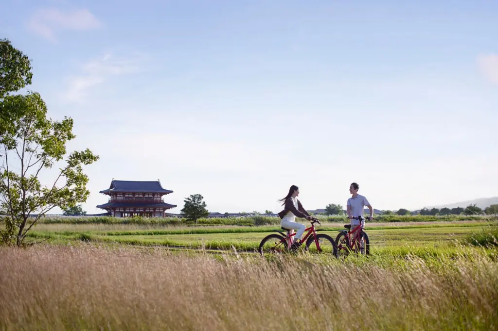 jw-osajw-nara-palace-cycling-13792_Classic-Hor.webp